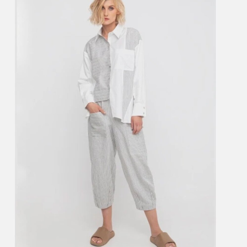 Ozai n Ku Rays Striped Metallic Pull On Lagenlook Cropped Pants Women's size L